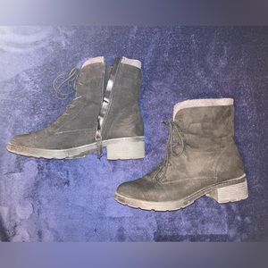 Side zip up boots